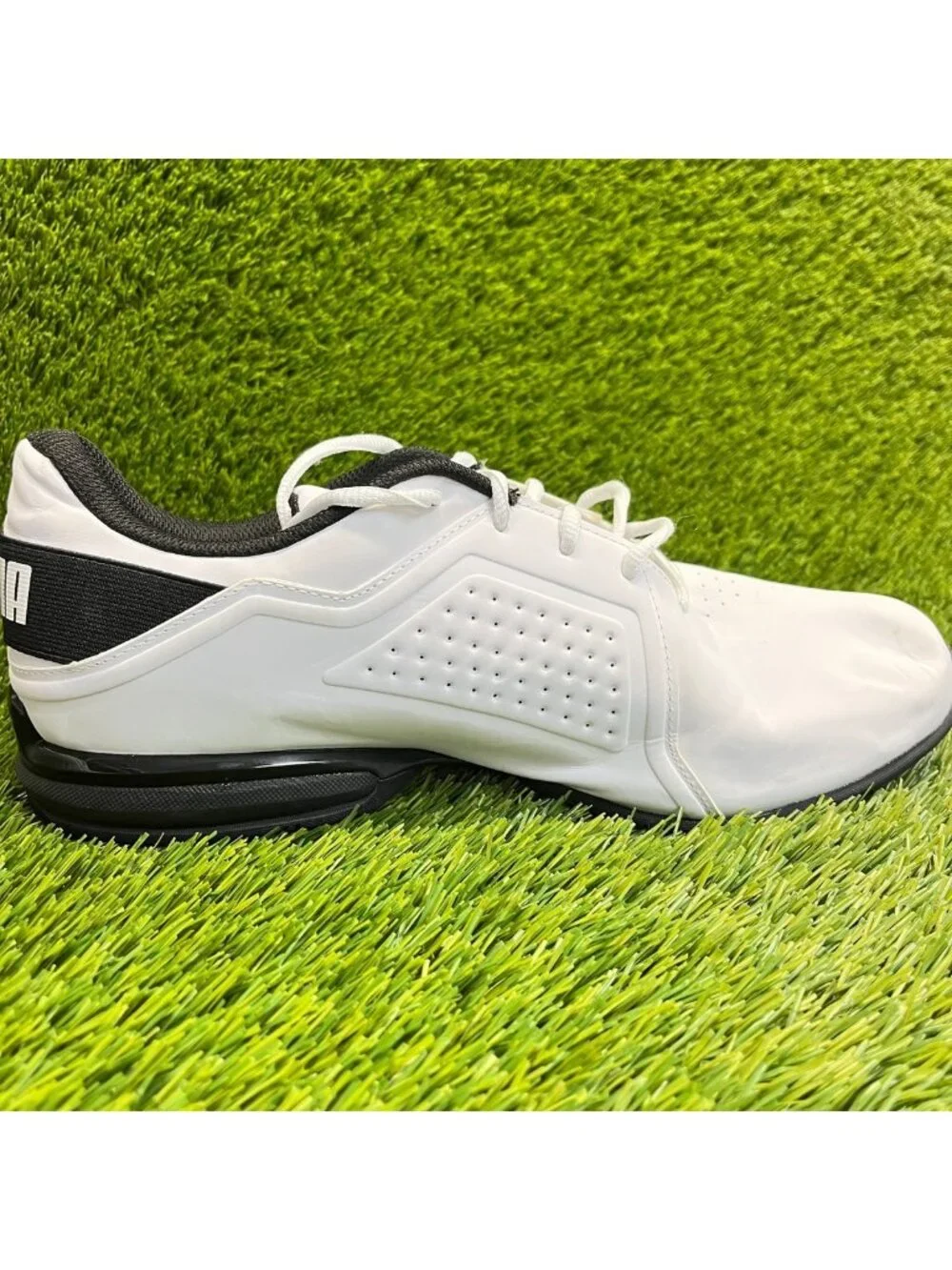Puma Viz Runner Mens Size 11W White Athletic Running Walking Shoes Sneakers